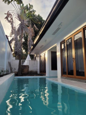 Jay's Villa B
